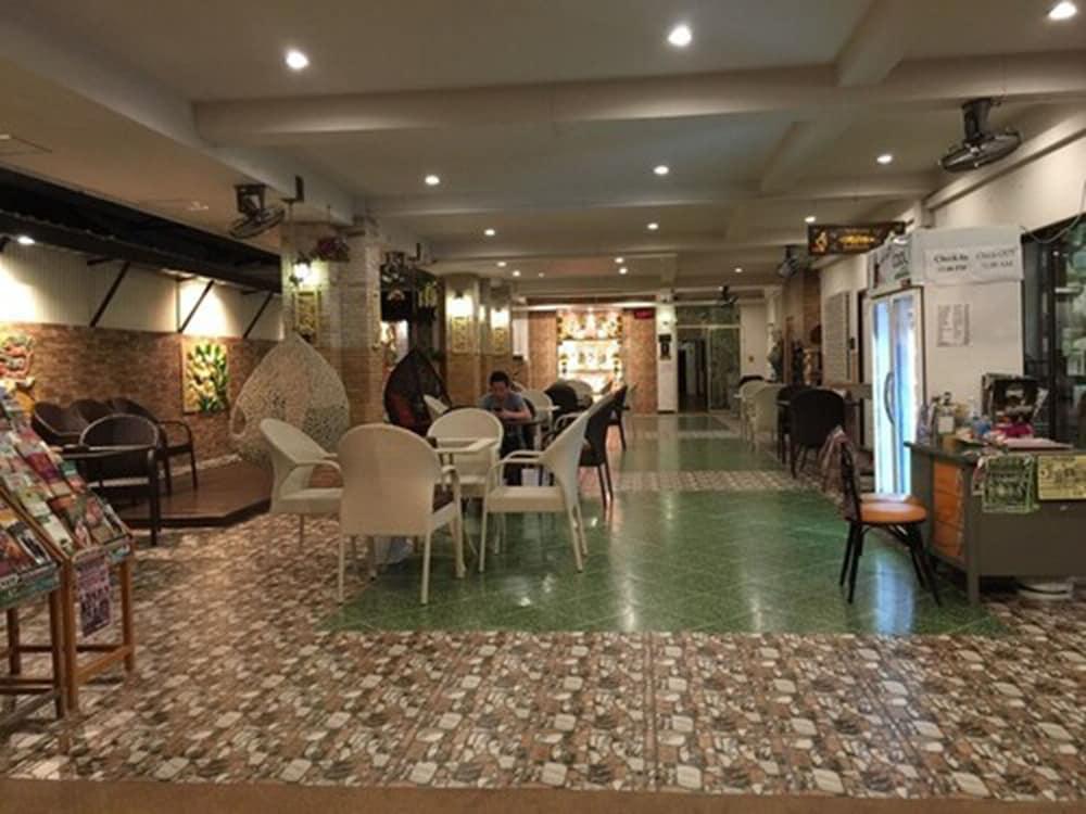 查那广场酒店 招待所